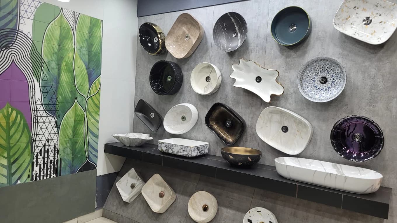 Live Ceramique showroom showcase