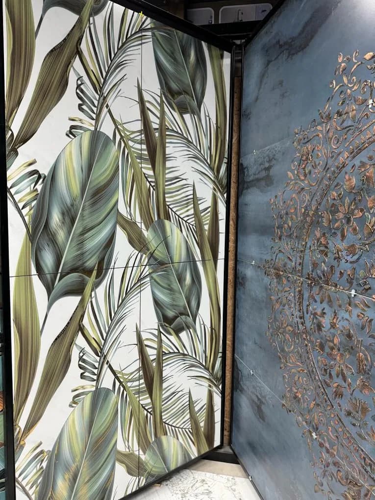 Live Ceramique showroom showcase